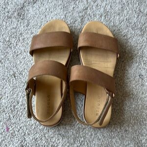 Nisolo Go-To Flatform Sandal size 7.5